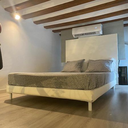 The Traveller'S House Loft En El Centro De Cadiz Apartment Exterior photo